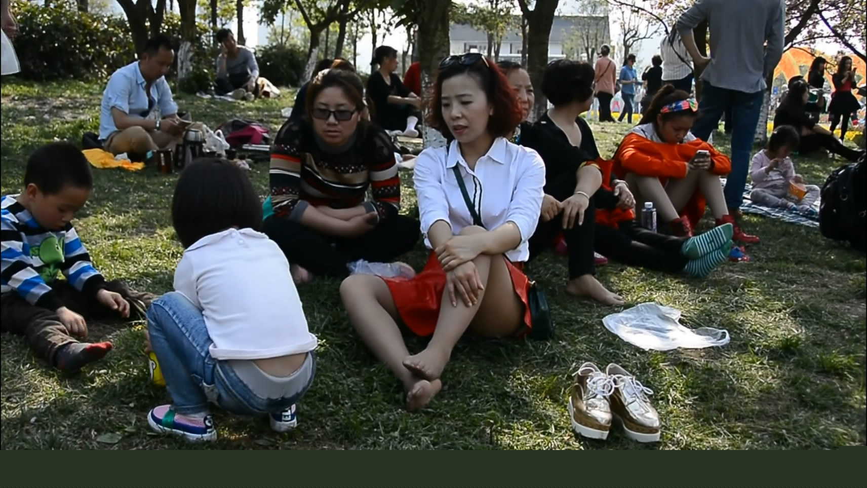 streetsnapnylon[00 01 08][20181203 224042 5]